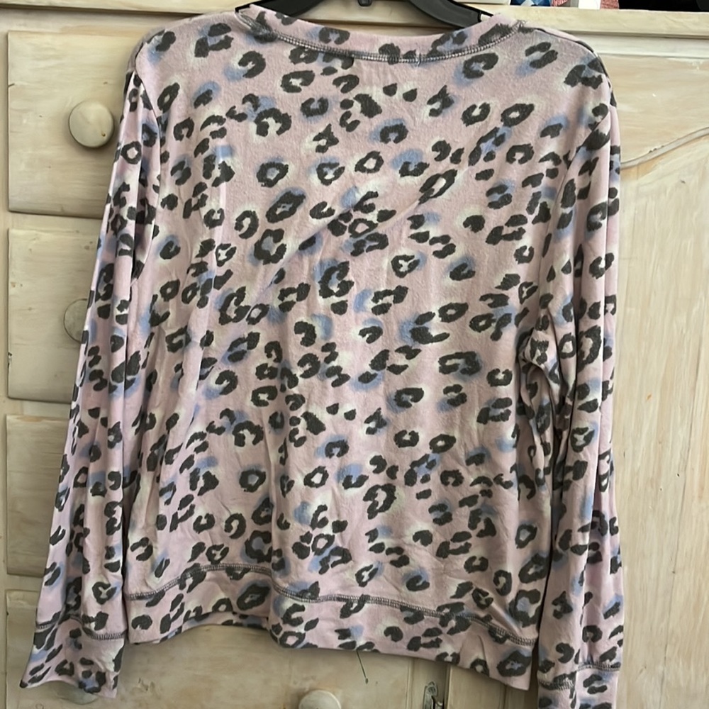 Shirt - Picture 3 of 3